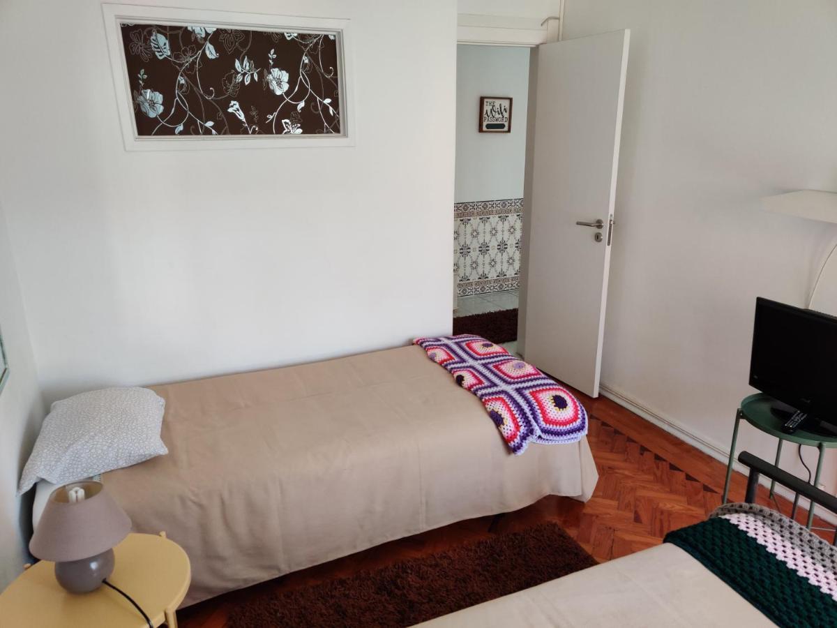 Vasco Santana Guesthouse Odivelas  Exterior photo